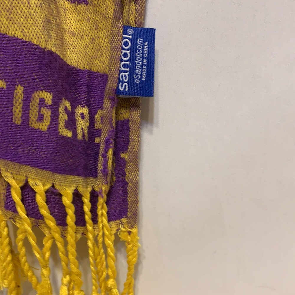 LSU Scarf - Picture 3 of 3